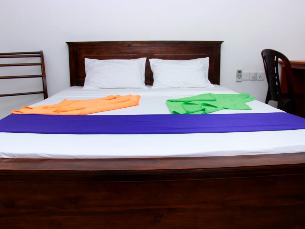 Bed and Breakfast Heaven Star Rest Мірісса Номер фото